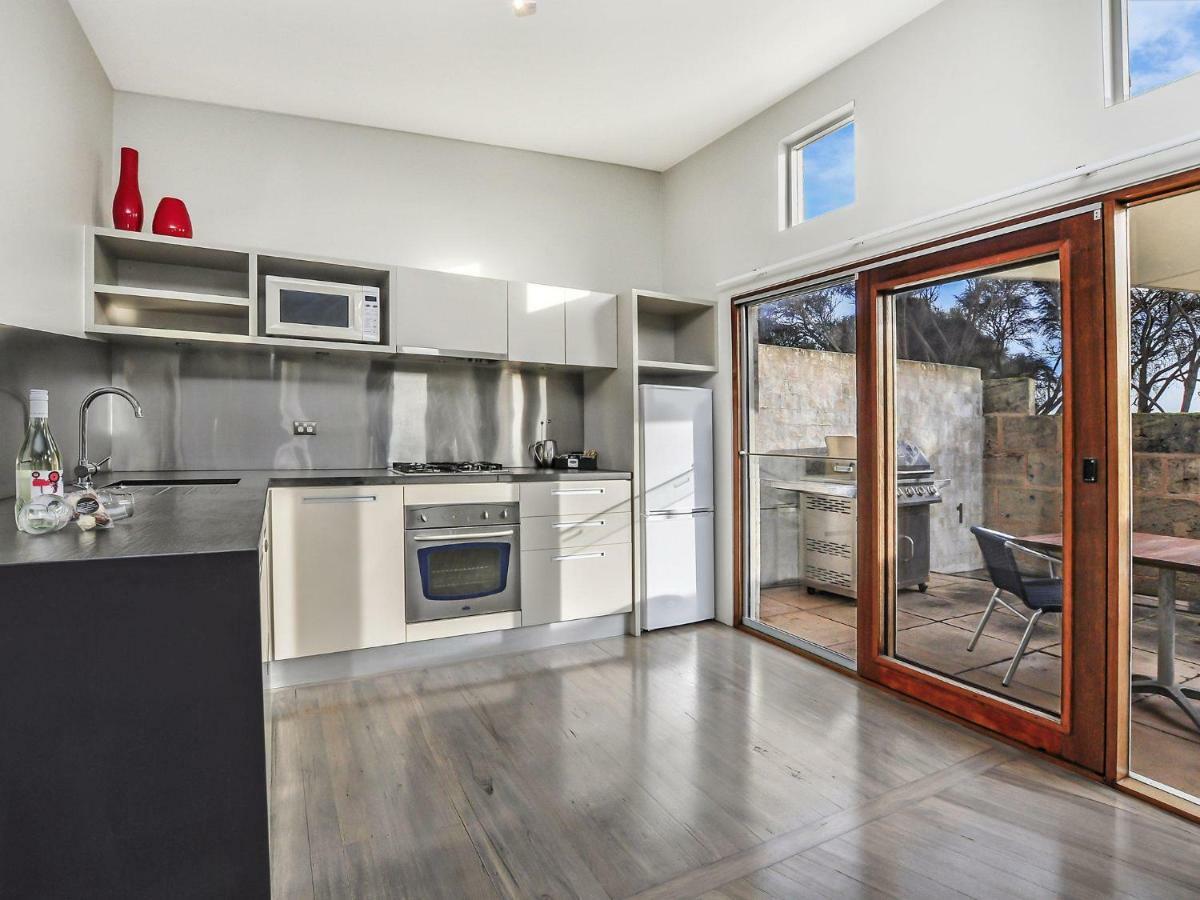 Hearns Beachside Villa 2 Port Fairy Extérieur photo