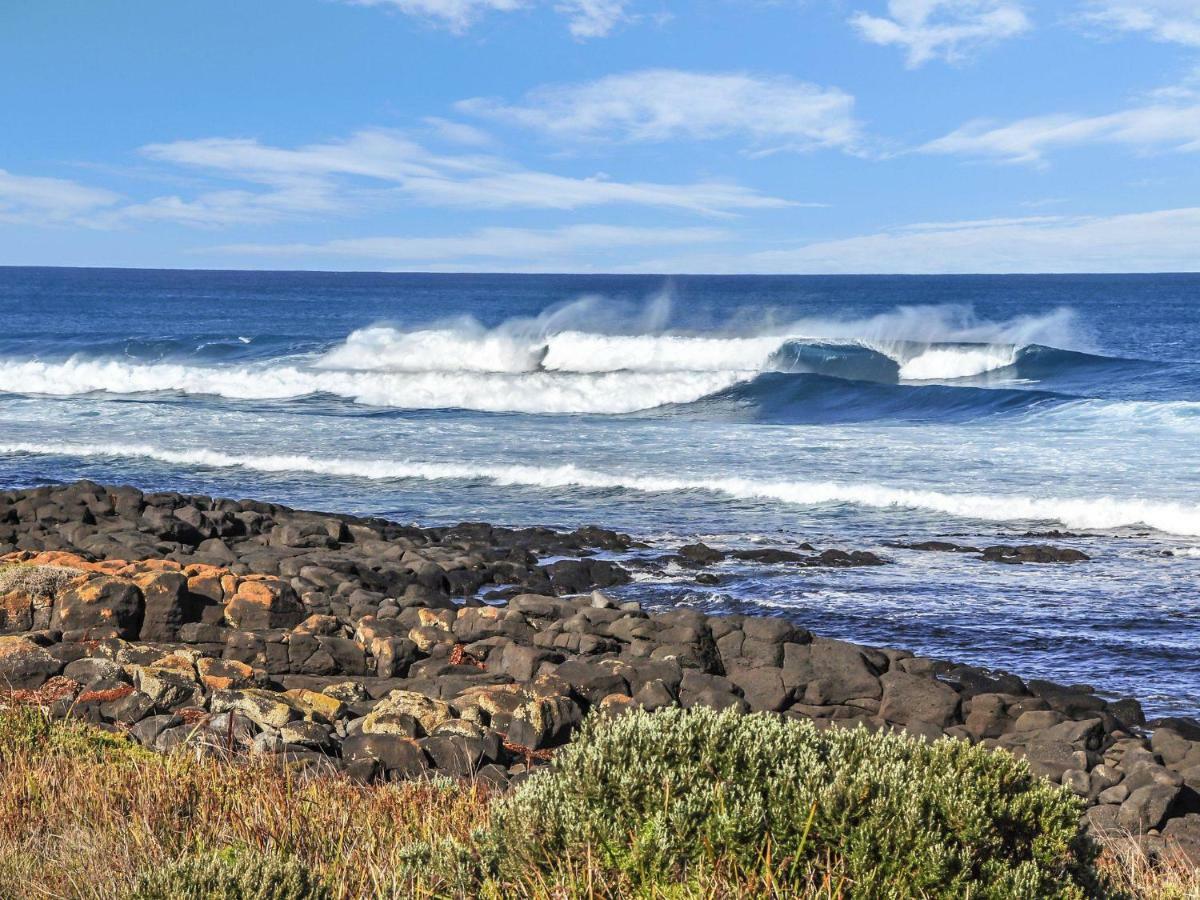 Hearns Beachside Villa 2 Port Fairy Extérieur photo
